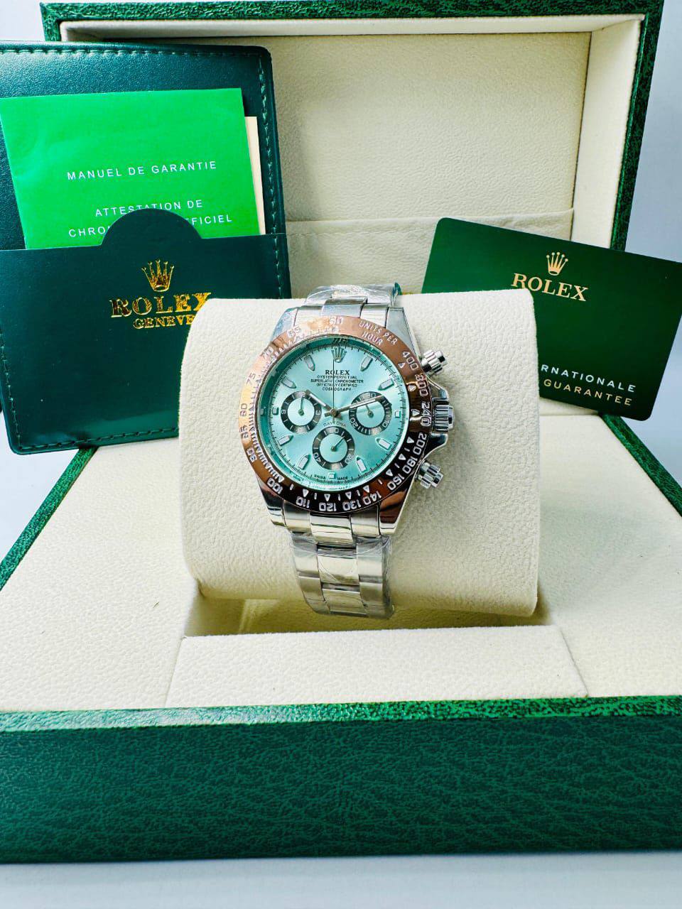 Rolex Men
 offer price
70 dhs🪙🌨️
*Chronograph working*

Zain08
♥️♥️♥️