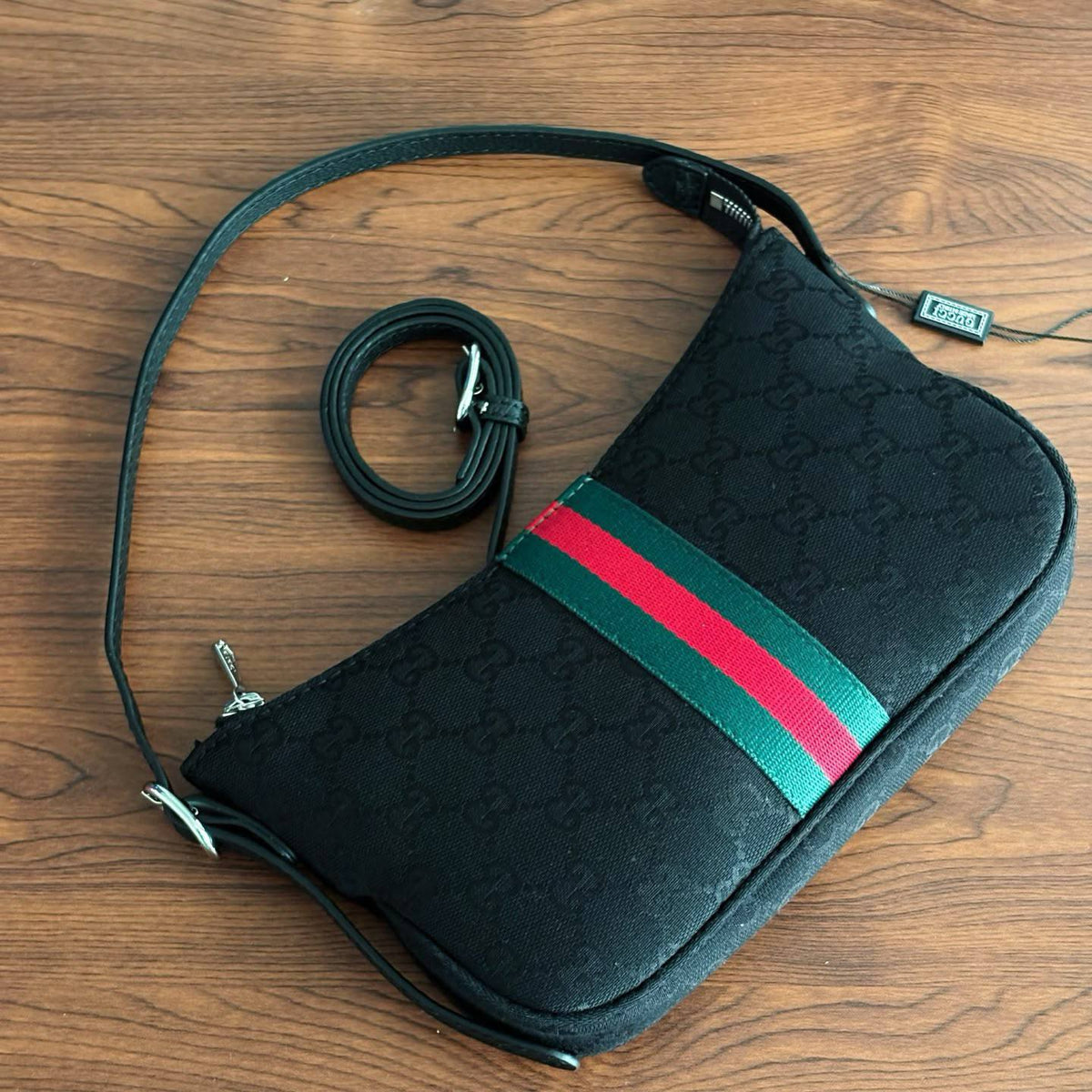 Gucci 

22cm
260 dhs🇦🇪🇦🇪

Zain297
Zain228
♥️♥️♥️