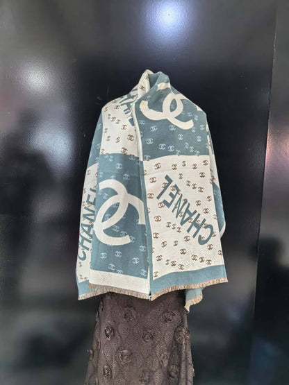 Scarf

Good quality 

50 dhs🇦🇪🇦🇪🇦🇪
Zain295
♥️♥️♥️