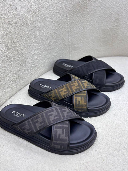 Fendi men slipper
130 dhs🇦🇪

40-46

Zain55
♥️♥️♥️