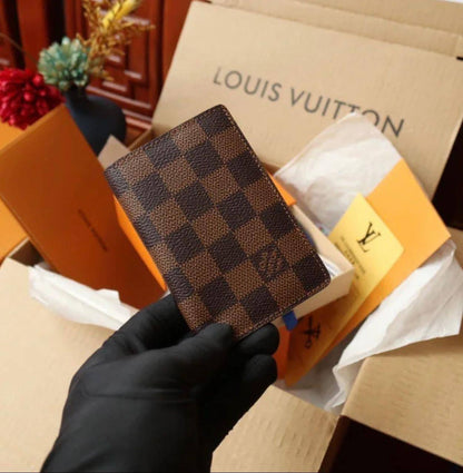 LV Wallet
Master
105 dhs🗽

Zain33
♥️♥️♥️