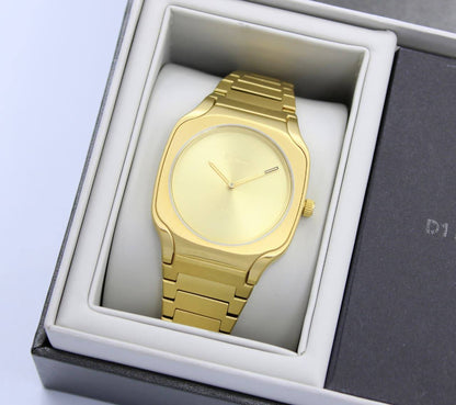 D1 Milano MEN BATTERY 38MM

310 dhs🪙🌨️

Zain58
♥️♥️♥️