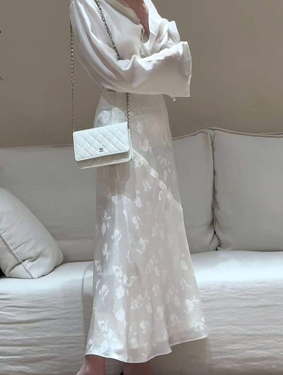 CHANEL

 NEW CAME 

GOOD QUALITY 

WITH BOX 

90 DHS🇦🇪🇦🇪🇦🇪

Zain295
♥️♥️♥️