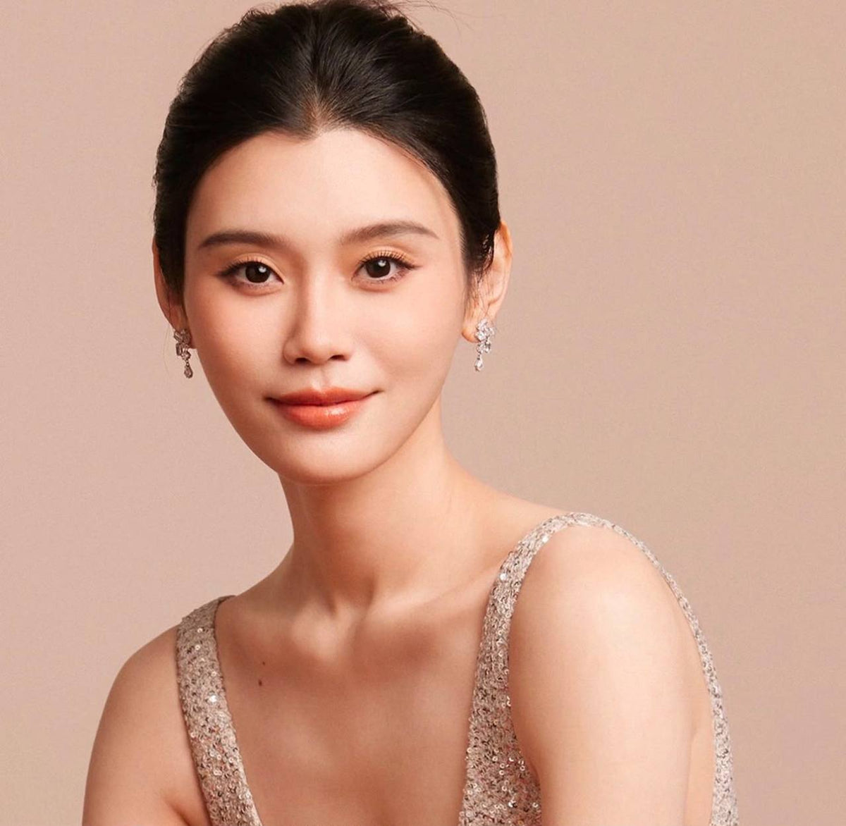 Swarovski
Earrings

Master quality

70 dhs🇦🇪🇦🇪
normal box 📦

Zain48
♥️♥️♥️