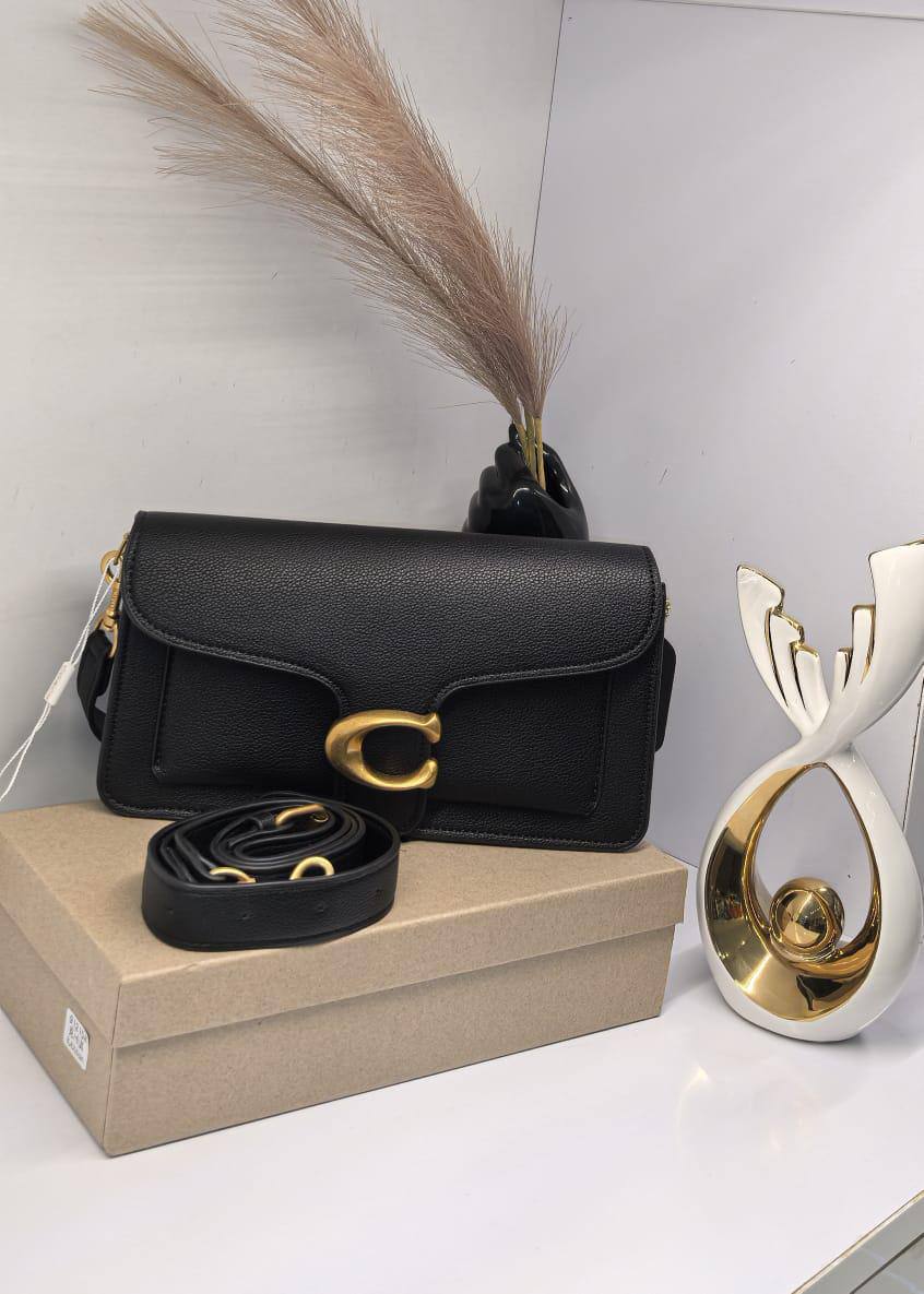 Coach
120 dhs✅
Size 28cm

Zain161
♥️♥️♥️