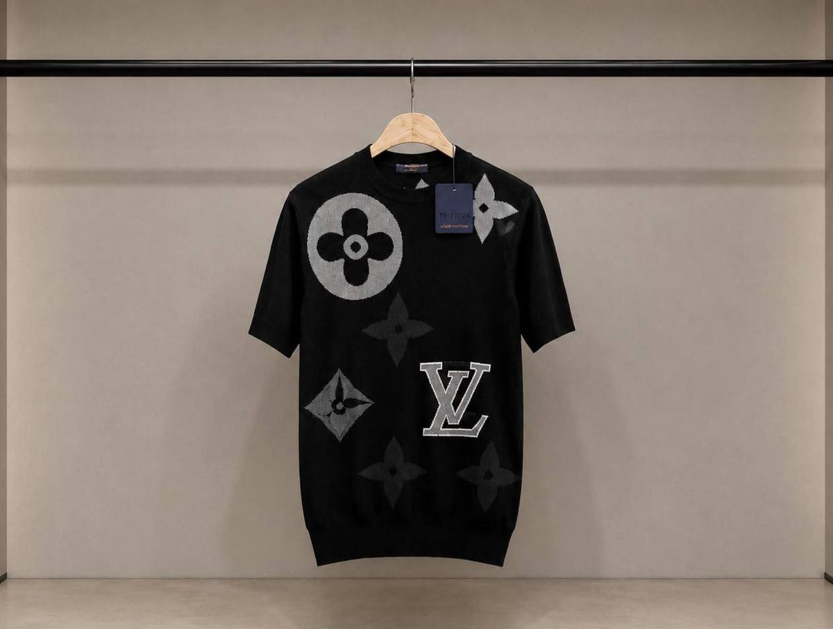 LV❣️
SUPER MASTER QUALITY ✨
SIZE :S M L XL XXL
350 dhs🇦🇪🇦🇪🇦🇪

Zain327
♥️♥️♥️