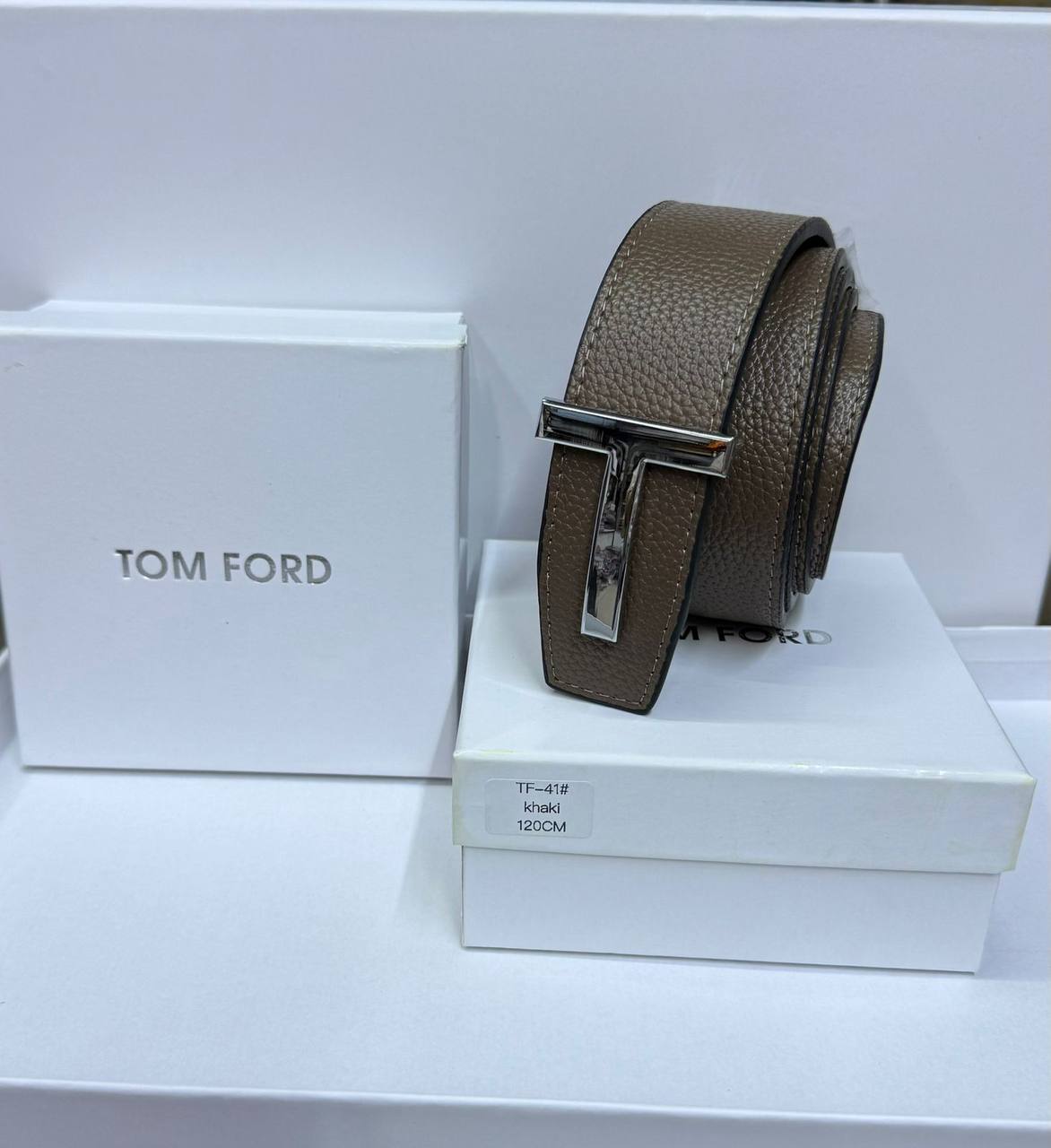Tom Ford

With box 
🎁🎁🎁

40 dhs🪙🌨️

Zain93
♥️♥️♥️