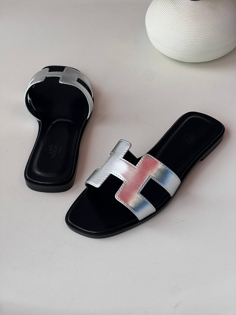 Hermes ✨🖤💚
Size 36-41
_Super master high quality_🪡
450 dhs💓

Zain176
♥️♥️♥️