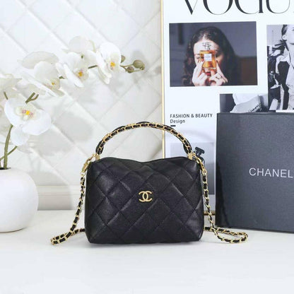 Chanel

100 dhs🇦🇪🇦🇪

Zain26
♥️♥️♥️