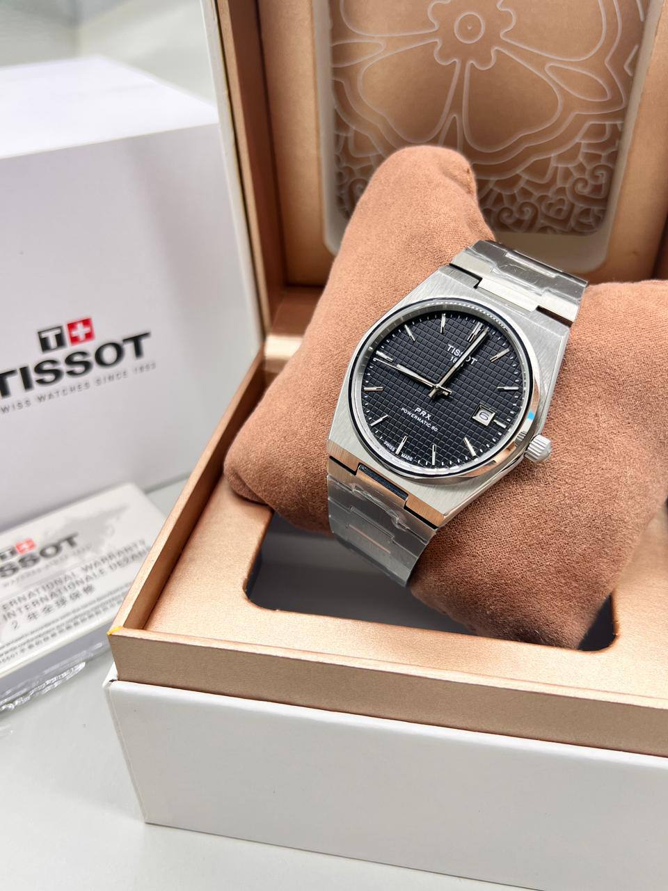 Tissot
Automatic  
master quality  
260 dhs🌺

Zain85
♥️♥️♥️