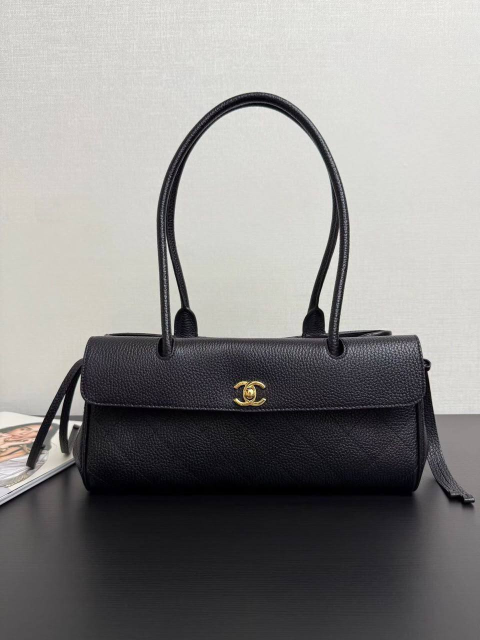 Chanel
SUPER MASTER QUALITY 
SIZE:30 cm
For Price 👇 WhatsApp✅
0568585901 
0507557372
0552275751 Owner Zain 👌

Zain307
♥️♥️♥️