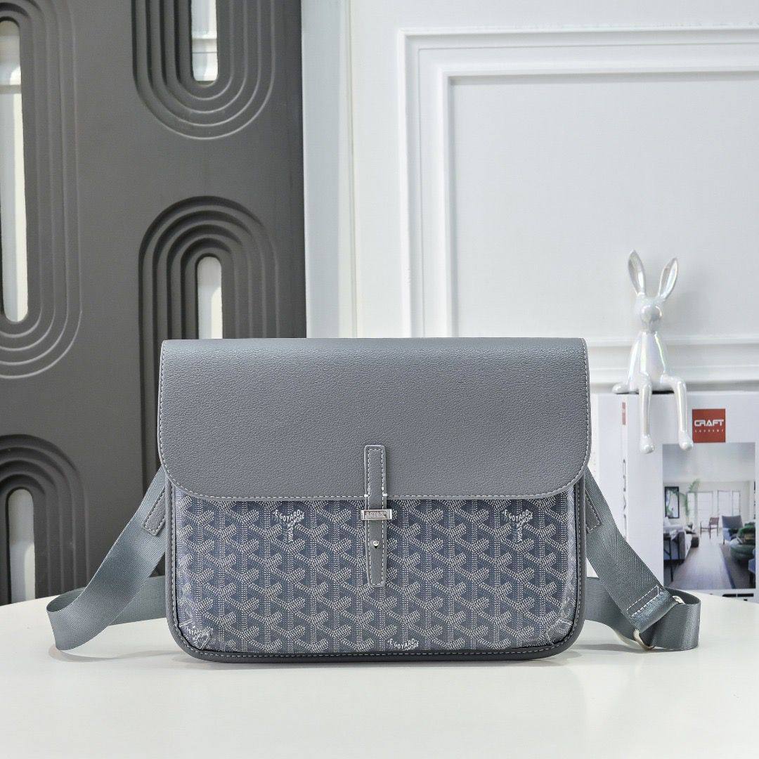 GOYARD 
mens Bag
Good Quality



With Box 🎁🎁🎁

115 dhs❣️

Zain250
♥️♥️♥️