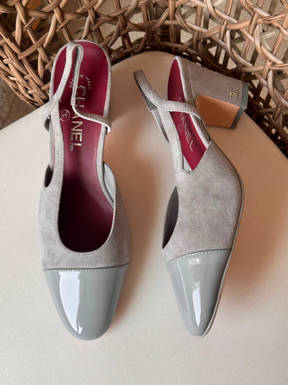 CHANEL
✨ Collection
👠 36–41
💎 Premium Quality
🔥 Super Master
450 dhs🇦🇪🇦🇪

Zain198
♥️♥️♥️