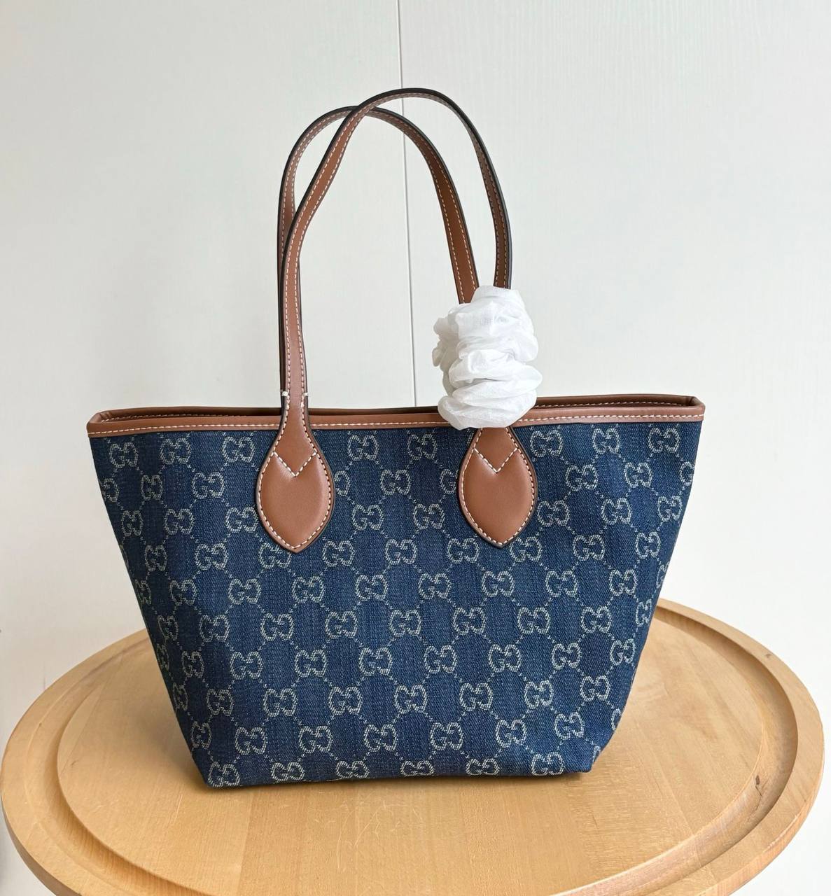 GUCCI 
COPY ONE NEW CAME SMALL  SIZE 
150 dhs❤️

Zain39
♥️♥️♥️