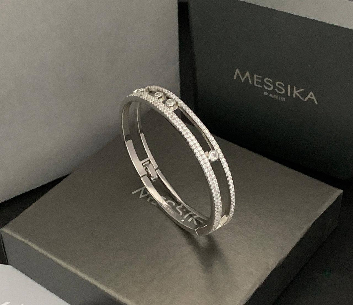 MESSIKA BRACELET 
105 dhs🇦🇪🇦🇪

MASTER ✨💫

WITH BOX AND PAPER BAG

Zain89
♥️♥️♥️