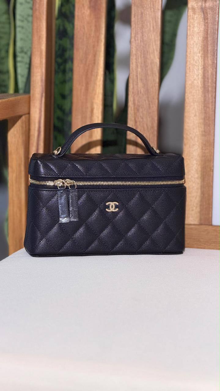 Bags
Super Master Quality ⚡️
Original Packing 🎁
Size 20&25 CM📏
For Price 👇 WhatsApp✅
0568585901 
0507557372
0552275751 Owner Zain 👌

Zain321
♥️♥️♥️