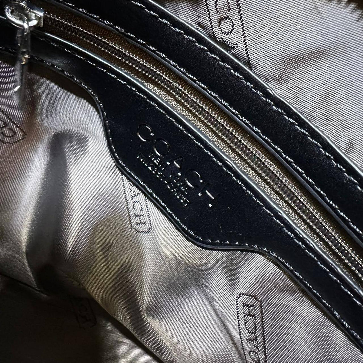 COACH 
TOTE BAG 

NEW CAME 
GOOD QUALITY 
90 dhs🇦🇪🇦🇪

Zain295
Zain39
♥️♥️♥️