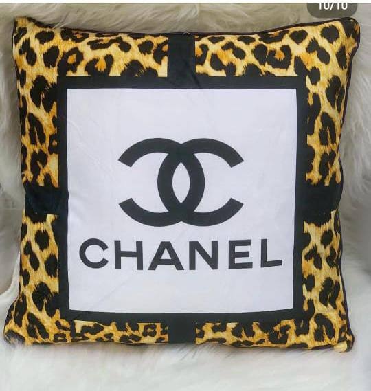 Master 
Pillowcases 
Size 45*45 
50 dhs❣️

Zain99
♥️♥️♥️