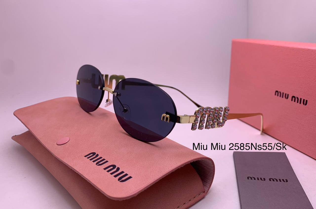 Miu Miu
70 dhs✅

Zain126
♥️♥️♥️
