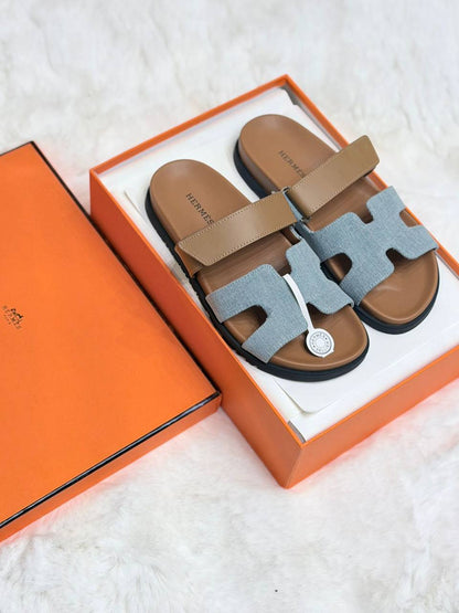 😍 HERMEES 😍

💎 _*VIP QUALITY +A*_ 💎
Size 37 To 41

490 dhs✅

Zain292
♥️♥️♥️