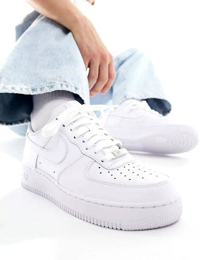 Airforce 1 ‘white’🤍
36-45 AVAILABLE 🤩
140 dhs🪙💚

Zain242
♥️♥️♥️