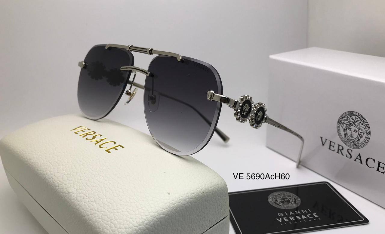 Master quality 
sunglasses 
180 dhs❣️

Zain126
♥️♥️♥️