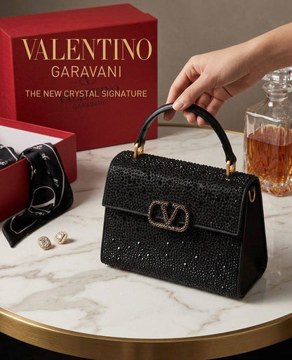 VALENTINO 
115 dhs✅

with box
🎁🎁🎁

Zain90
♥️♥️♥️