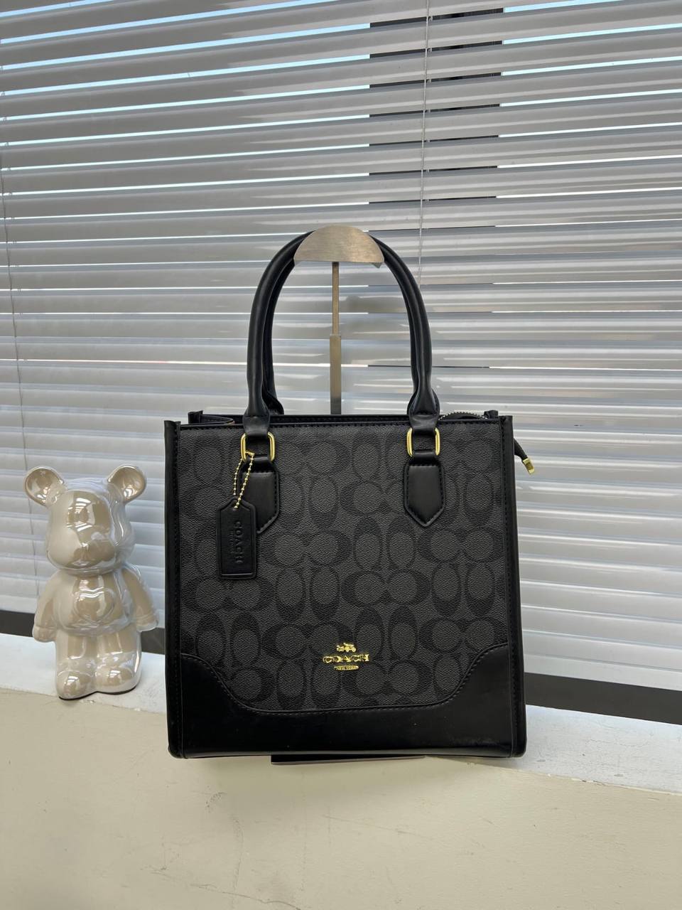 Coach
70 dhs🇦🇪

Zain22
♥️♥️♥️