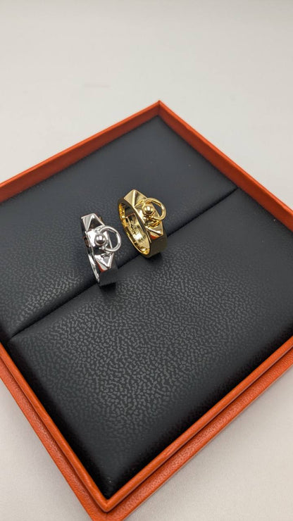 Hermes
*Master Quality* 
*Finger Ring*
65 dhs🇦🇪🇦🇪 with Normal Box 🎁
85 dhs🇦🇪🇦🇪 with Good Box 🎁
110 dhs🇦🇪🇦🇪 with Master Box 🎁

Zain210
♥️♥️♥️
