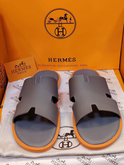 Hermes Slipper
For Men, New Arrived 
 Size 40 To 45
105 dhs🇦🇪

Zain16
Zain120
♥️♥️♥️