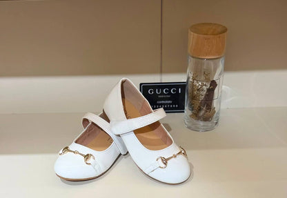 New Gucci Ballerina shoes🤍
Size:26 to 35
240 dhs✅
Super master quality ✅

Zain286
♥️♥️♥️