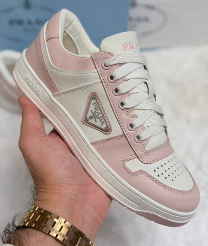 PRADA
💎 _*VIP QUALITY +A*_ 💎
Size 37 To 41

530 dhs✅

Zain292
♥️♥️♥️