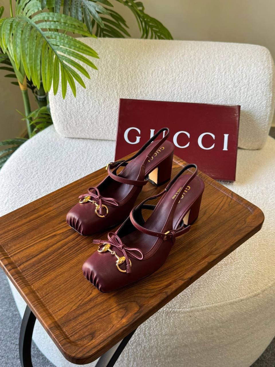 GUCCI 
SuperMaster Quality 💯
450 dhs❣️
Size: 36-41💥

Zain171
♥️♥️♥️