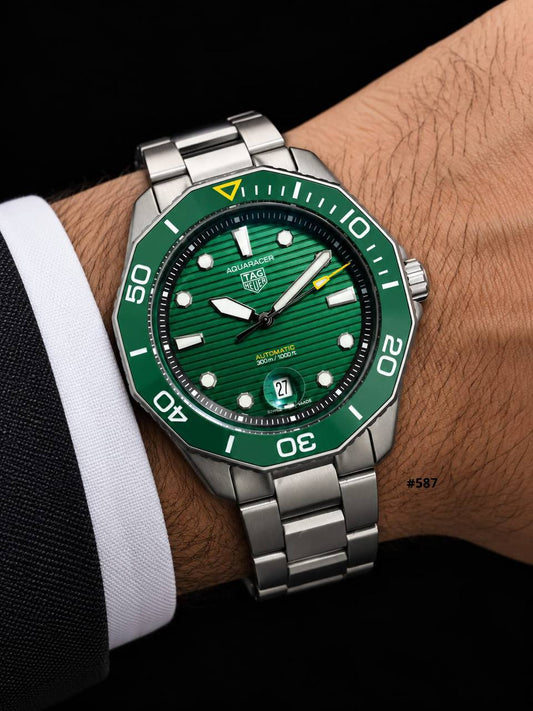 TAGHEUER AQUARACER MEN MAT FINISHED 41MM

AUTOMATIC 
310 dhs🇦🇪🇦🇪

Zain58
♥️♥️♥️