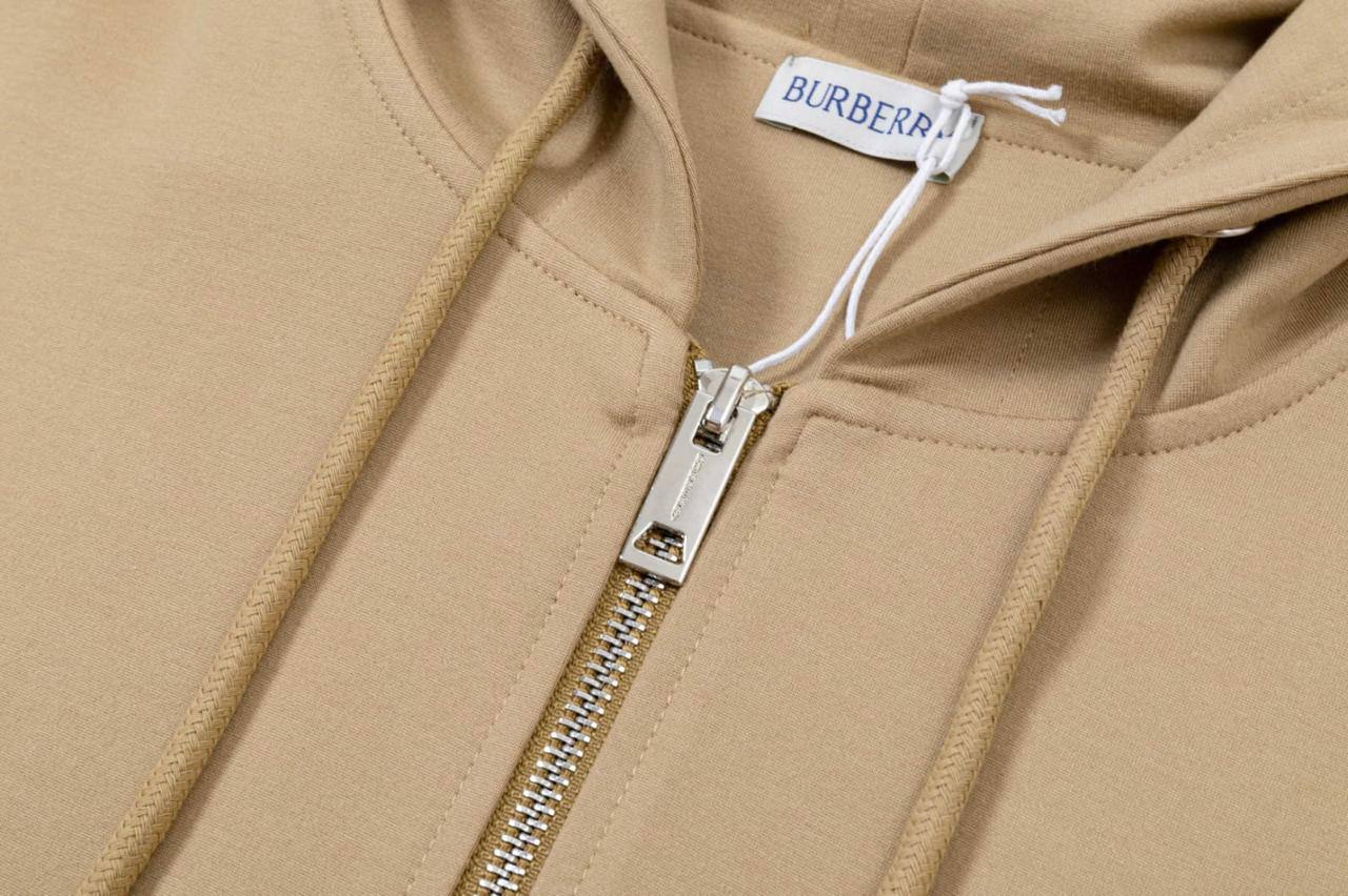 BURBERRY

Super Master quality

Sizes:S M L XL 2XL

350🇦🇪🇦🇪

Zain330
♥️♥️♥️