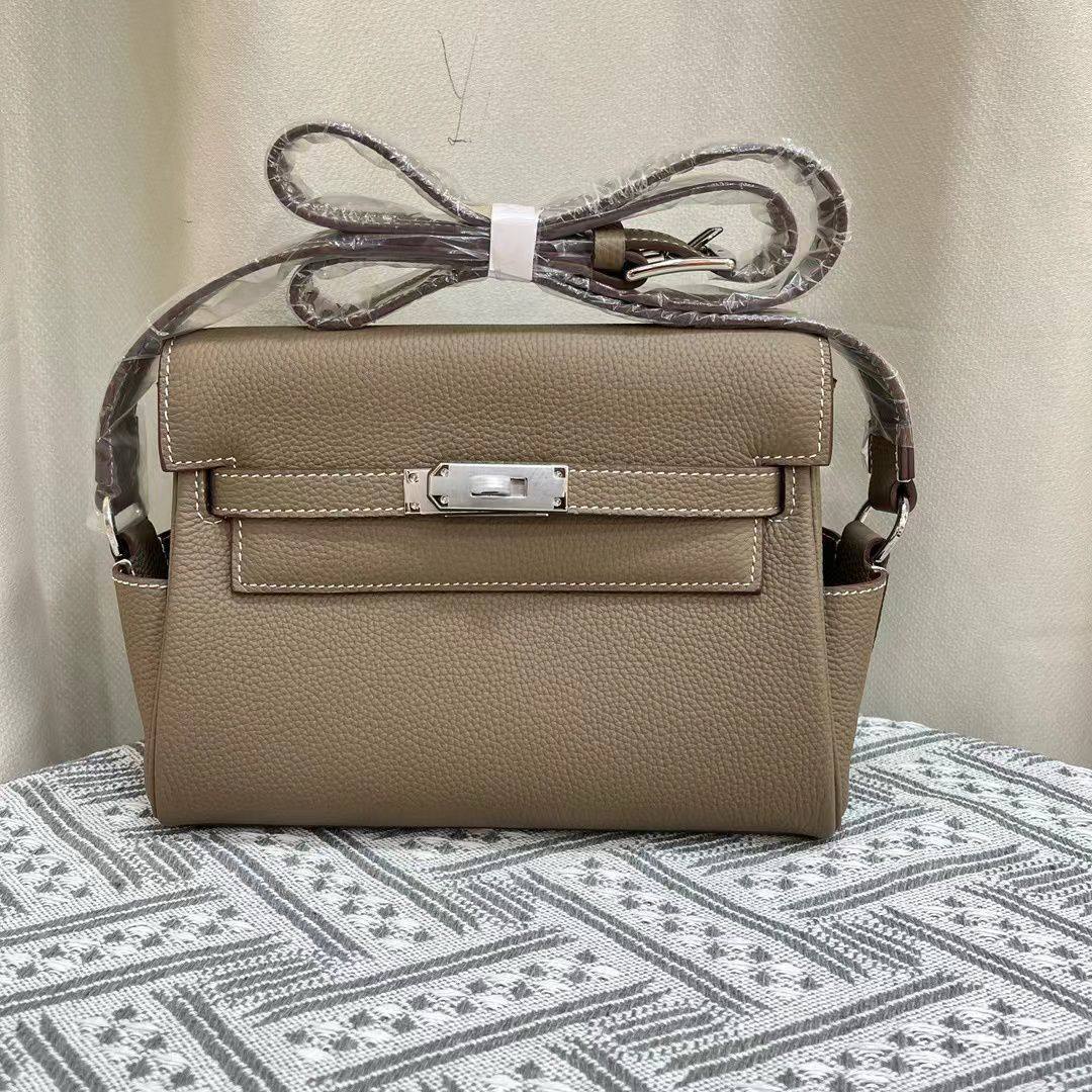Hermes 🔥🔥🔥
Master
For Price 👇 WhatsApp✅
0568585901 
0507557372
0552275751 Owner Zain 👌

Zain192
♥️♥️♥️