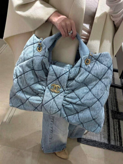 CHANEL 
150 dhs✅

Zain295
♥️♥️♥️