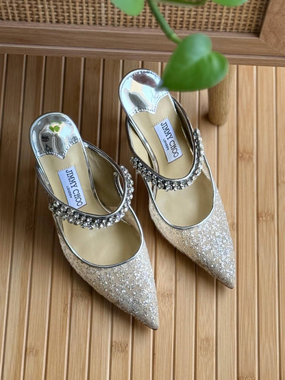 𝙅𝙄𝙈𝙈𝙔 𝘾𝙃𝙊𝙊
𝗦𝗶𝘇𝗲: 𝟯𝟲 𝘁𝗼𝗼 𝟰𝟭 
520 dhs❣️

Zain178
♥️♥️♥️