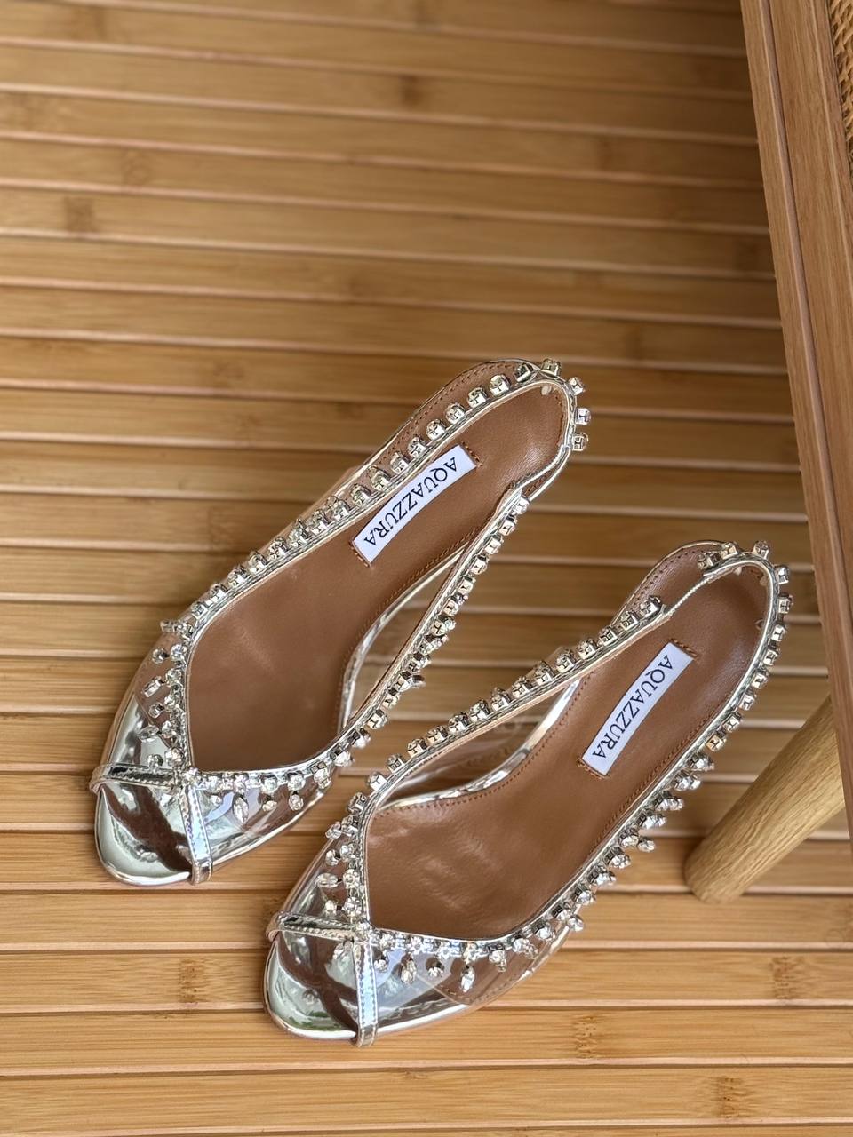Aquazzura
Super Master
 𝗦𝗶𝘇𝗲 𝟯𝟲 𝘁𝗼𝗼 𝟰𝟮
470 dhs🌺
𝗛𝗲𝗲𝗹 : 𝟴𝗰𝗺

Zain178
♥️♥️♥️