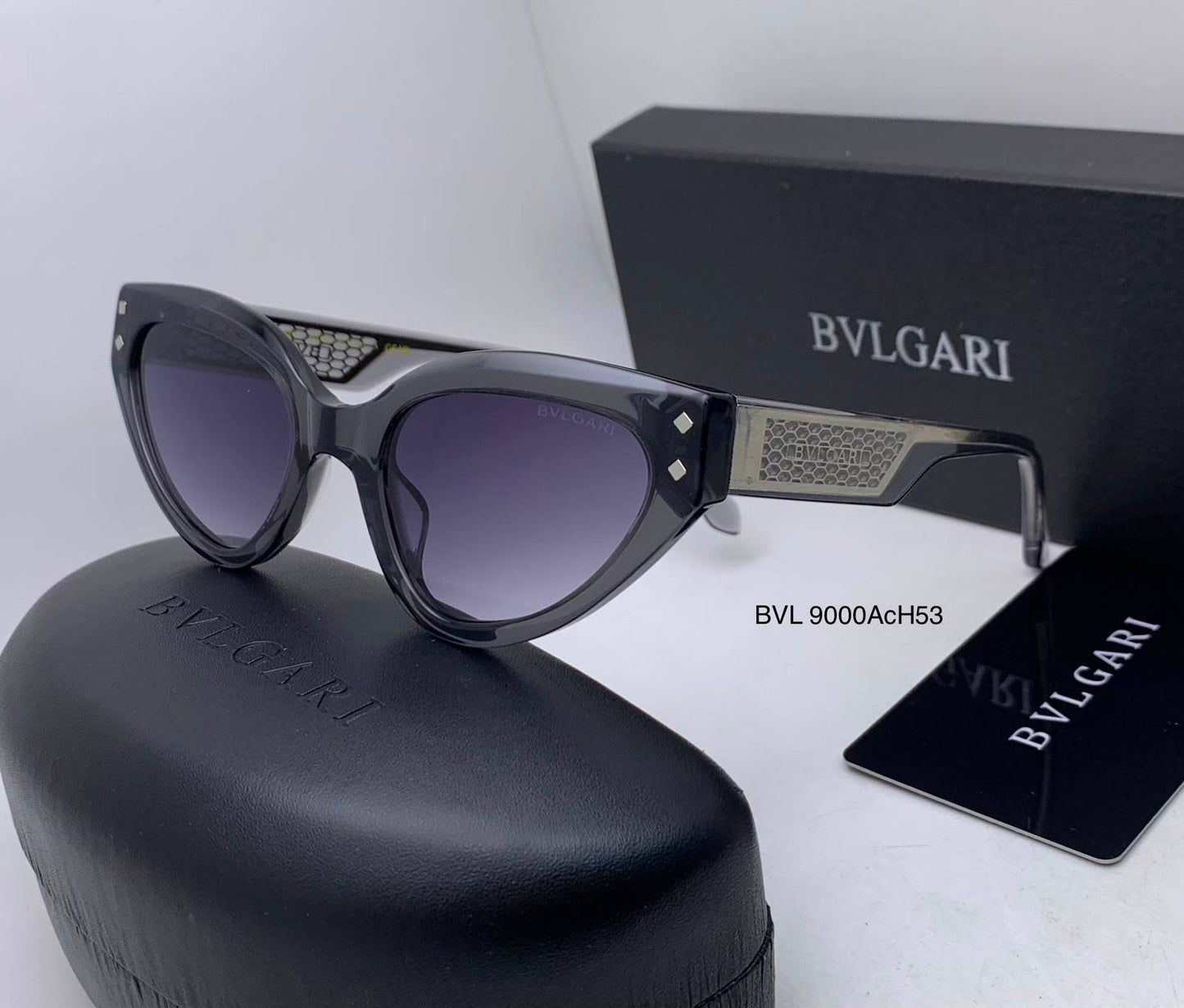 Bvlgari

master quality 
190 dhs🇦🇪🇦🇪

Zain126
♥️♥️♥️