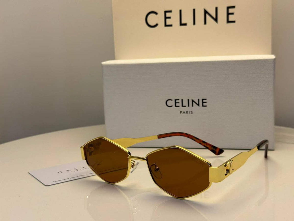 Sunglasses 

65 dhs🇦🇪🇦🇪

Zain182
♥️♥️♥️