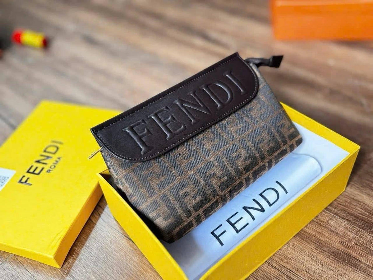 AVAILABLE 
CLUTCH 

Mixed BAGS 
Fendi
Gucci
Dior
Lv

For Price 👇 WhatsApp✅
0568585901 
0507557372
0552275751 Owner Zain 👌

HIGH QUALITY 🎁
Zain169
♥️♥️♥️