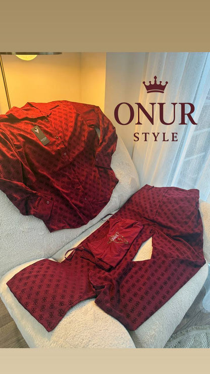 guess set
طقم 3 قطع متوفر ب 3 ألوان 
قماش فخم والكتابة بالمخمل وبنفس الوقت بارد♥️

Set 3pc 
Available in 3 color (brown, burgundy, beige)
Luxurious fabric, all writing in velvet ♥️


230 dhs

OnurStyle store

اطلبوها من الوتس المثبت في الأعلى👆🏻👆🏻

توا