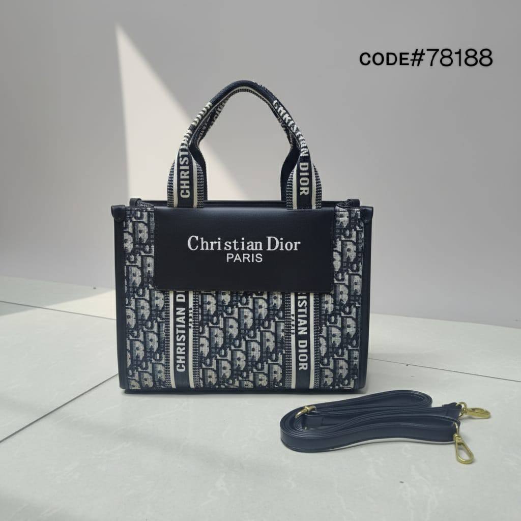 CHRISTIAN DIOR ✦ FENDI ✦ YSL
ᴏɴ ᴛʜᴇ ɢᴏ ᴢɪᴘᴘᴇʀ ᴛʏᴘᴇ
  •  ғᴇɴᴅɪ ɪs ᴄᴀɴᴠᴀs ᴍᴀᴛᴇʀɪᴀʟ
  • ᴅɪᴏʀ ɪs ᴄᴀɴᴠᴀs ᴍᴀᴛᴇʀɪᴀʟ
  • ʏsʟ ɪs sᴏғᴛ ʟᴇᴀᴛʜᴇʀ ᴍᴀᴛᴇʀɪᴀʟ
ᴡɪᴛʜ ʟᴏɴɢ ʙᴇʟᴛ sᴛʀᴀᴘ
sɪᴢᴇ : 27.5 cm

70 dhs✅

Zain31
♥️♥️♥️