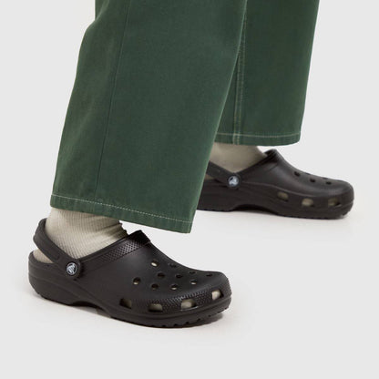 Crocs Casual Clog ‘Black’🖤
36-46 AVAILABLE 🤩
65 dhs🪙💚

Zain241
♥️♥️♥️