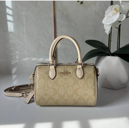 Coach 
Master
🌹🥰18cm 
210 dhs❤️

Zain248
♥️♥️♥️