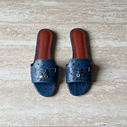 Loro Piana
AA Quality
Size 36 to 41
550 dhs🇦🇪🇦🇪

Zain288
♥️♥️♥️