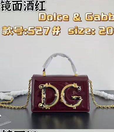 D&G
115 dhs🪙🌨️

Zain143
♥️♥️♥️