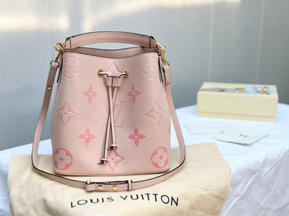 LV
Master🌺🌺
330 dhs✅
#25cm❤️❤️🙋‍♂️

Zain228
♥️♥️♥️