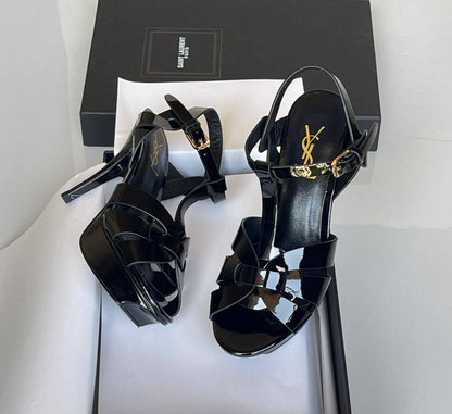 YSL 
SuperMaster Quality 💯
450 dhs❣️
Size: 36-41💥

Zain171
♥️♥️♥️